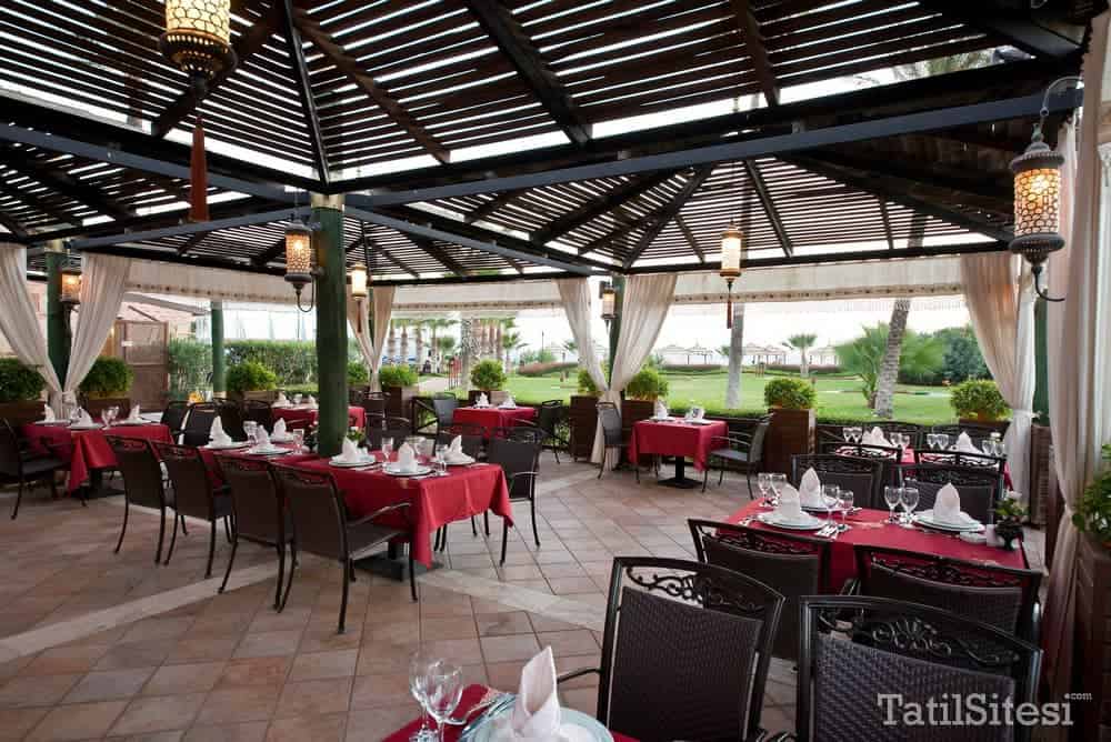 Limak Arcadia Golf & Sport Resort Hotel